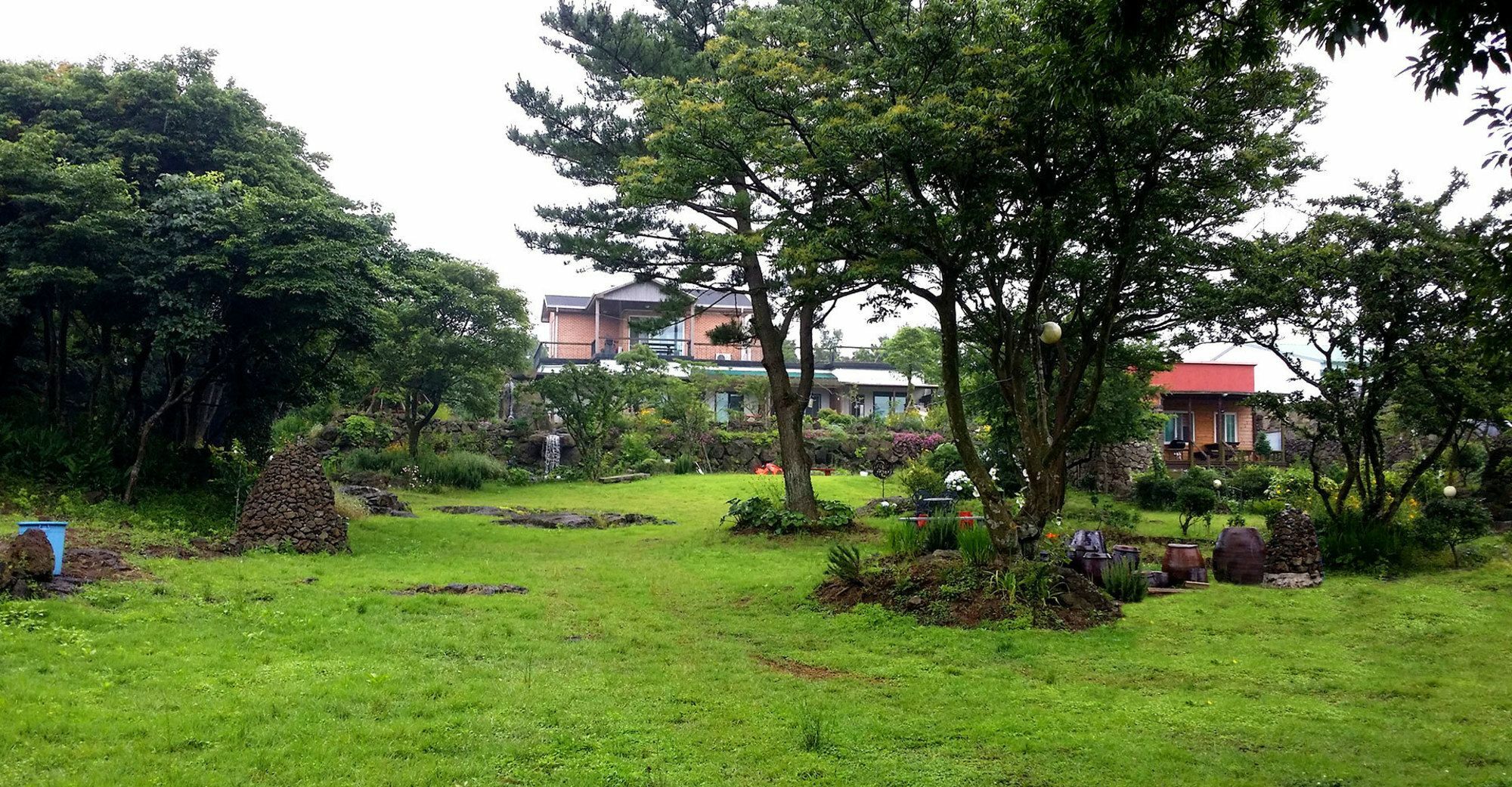 Gotjawal Geomunoreum Pension 済州市 エクステリア 写真